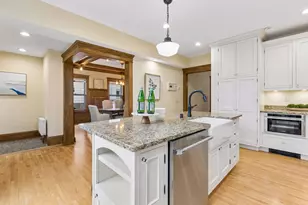 2027 Emerson Ave S, Minneapolis, MN 55405 - Photo 18