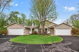 14132 Heywood Path, Apple Valley, MN 55124 - Photo 2