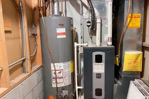 10810 Upton Ave S, Bloomington, MN 55431 - Photo 22