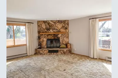 10810 Upton Avenue S, Bloomington, MN 55431 - Photo 14