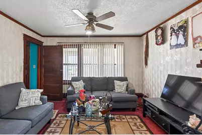 790 Geranium Avenue E, Saint Paul, MN 55106 - Photo 6