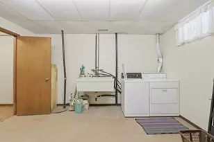 2468 Hamline Ave N, Roseville, MN 55113 - Photo 40