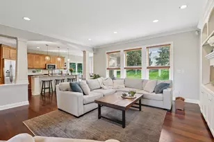 8465 Kelzer Pond Dr, Victoria, MN 55386 - Photo 12