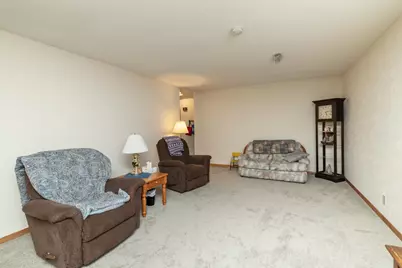 1277 Wilson Avenue, Saint Paul, MN 55106 - Photo 4