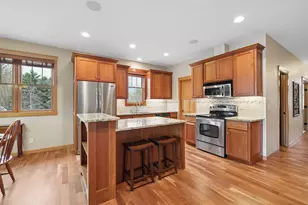 1317 Waters Path, Woodbury, MN 55129 - Photo 4