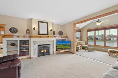1317 Waters Path, Woodbury, MN 55129 - Photo 10