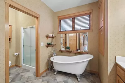 1317 Waters Path, Woodbury, MN 55129 - Photo 16