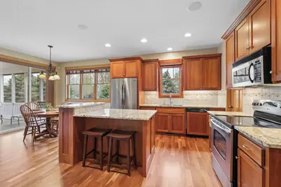 1317 Waters Path, Woodbury, MN 55129 - Photo 6