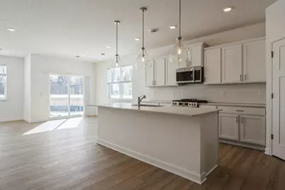 4725 218th Street W, Farmington, MN 55024 - Photo 2