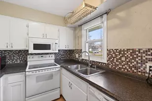 8000 Harkness Rd S, Cottage Grove, MN 55016 - Photo 12