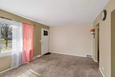 8000 Harkness Road S, Cottage Grove, MN 55016 - Photo 6