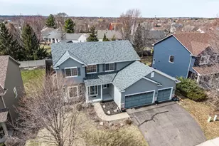 1122 Drew Dr, Woodbury, MN 55129 - Photo 2