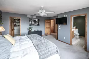 1122 Drew Dr, Woodbury, MN 55129 - Photo 20