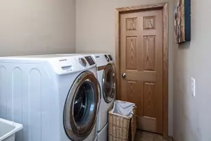 1122 Drew Dr, Woodbury, MN 55129 - Photo 18