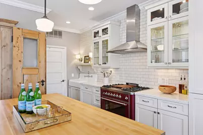 49 Island Avenue W, Minneapolis, MN 55401 - Photo 22