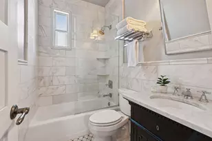 49 Island Ave W, Minneapolis, MN 55401 - Photo 12