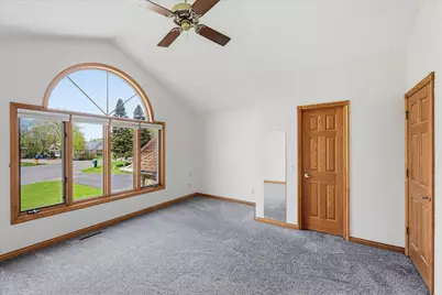 21955 Finley Court N, Forest Lake, MN 55025 - Photo 24