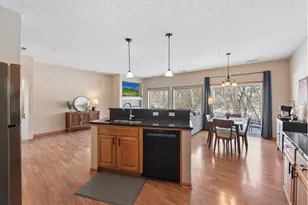 191 Larpenteur Ave E, Maplewood, MN 55117 - Photo 12