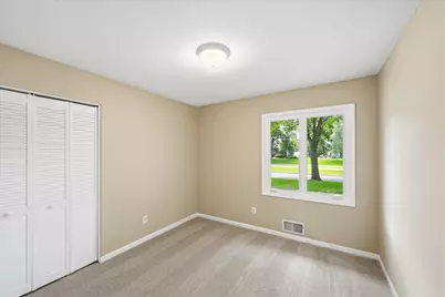14760 91st Avenue N, Maple Grove, MN 55369 - Photo 12