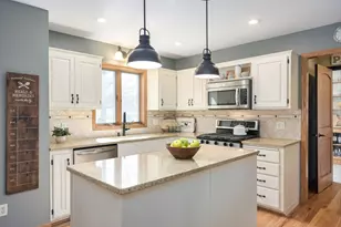 7901 Bristol Rd, Woodbury, MN 55125 - Photo 14