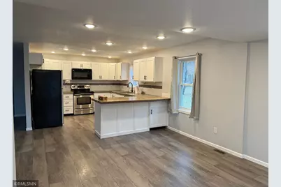 213 E Park Avenue, Luck, WI 54853 - Photo 8