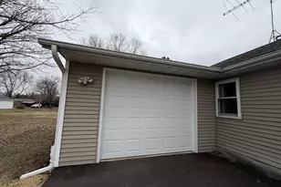 213 E Park Ave, Luck, WI 54853 - Photo 20