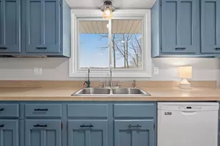 22531 Iverson Ln N, Forest Lake, MN 55025 - Photo 6