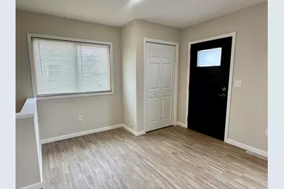 924 Colfax Avenue SW, Wadena, MN 56482 - Photo 8