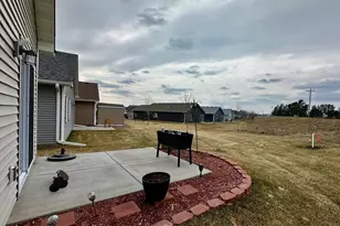 215 8th Ave NE, Isanti, MN 55040 - Photo 12