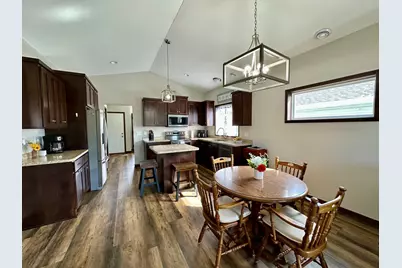 215 8th Avenue NE, Isanti, MN 55040 - Photo 6