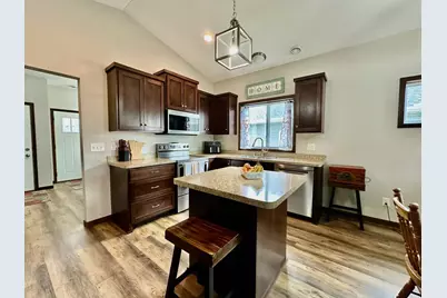 215 8th Avenue NE, Isanti, MN 55040 - Photo 4