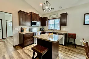 215 8th Ave NE, Isanti, MN 55040 - Photo 4