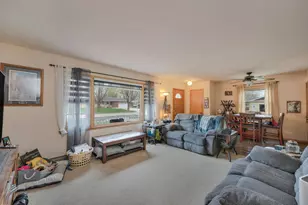 939 S Orient St, Fairmont, MN 56031 - Photo 12