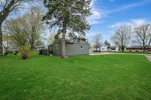 939 S Orient St, Fairmont, MN 56031 - Photo 4