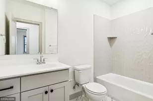 5042 Airlake Draw, Woodbury, MN 55129 - Photo 66