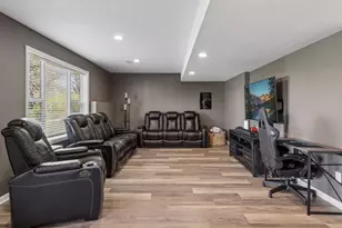 254 Jaspers Cir S, Chaska, MN 55318 - Photo 34