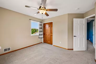 254 Jaspers Circle S, Chaska, MN 55318 - Photo 22