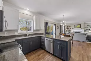 254 Jaspers Cir S, Chaska, MN 55318 - Photo 10
