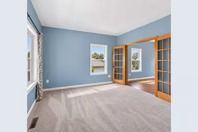 254 Jaspers Circle S, Chaska, MN 55318 - Photo 4