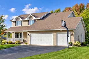 254 Jaspers Cir S, Chaska, MN 55318 - Photo 2