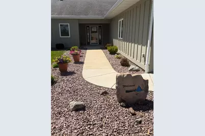 1642 Scenic Hideaway Lane NE, Elysian, MN 56028 - Photo 10