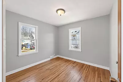 1701 Rose Avenue E, Saint Paul, MN 55106 - Photo 10