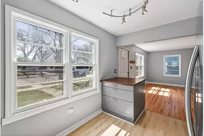 1701 Rose Avenue E, Saint Paul, MN 55106 - Photo 8