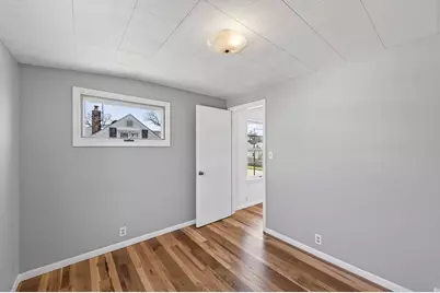 1701 Rose Avenue E, Saint Paul, MN 55106 - Photo 14