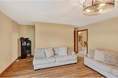 716 11th Avenue E, Alexandria, MN 56308 - Photo 8