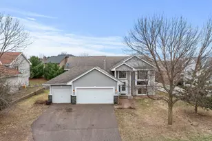 1802 Independence St S, Cambridge, MN 55008 - Photo 2