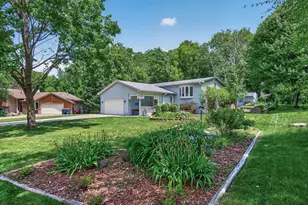 17130 Hemlock Ct, Lakeville, MN 55044 - Photo 6