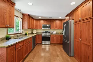 17130 Hemlock Ct, Lakeville, MN 55044 - Photo 8