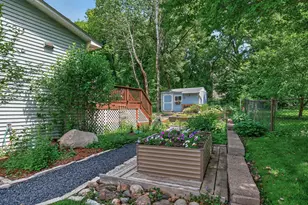 17130 Hemlock Ct, Lakeville, MN 55044 - Photo 4