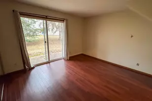 17562 Pond Cir, Eden Prairie, MN 55346 - Photo 8